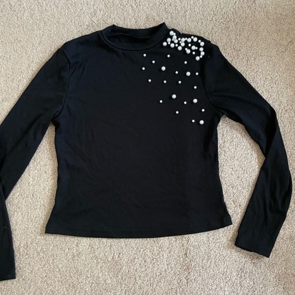 Black long sleeve beaded top Size Small - Picture 8 of 13